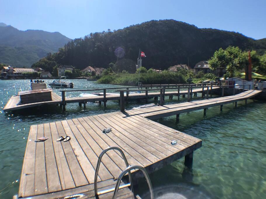 Charmant Et Spacieux Appartement A Quelques Pas Du Lac Duingt Ngoại thất bức ảnh