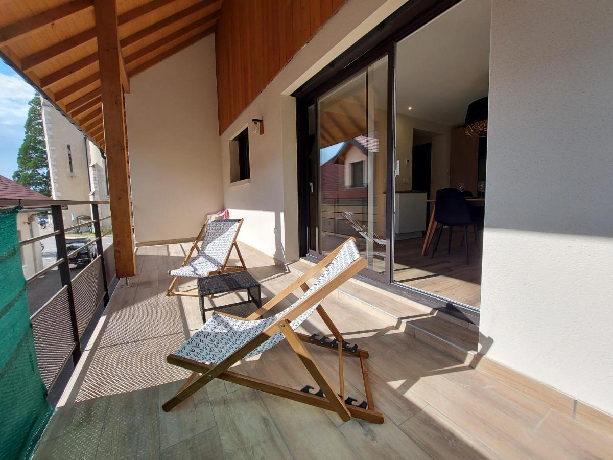 Charmant Et Spacieux Appartement A Quelques Pas Du Lac Duingt Ngoại thất bức ảnh